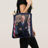 De Amerikaanse president Joe Biden als senator Tote Bag (Dichtbij)