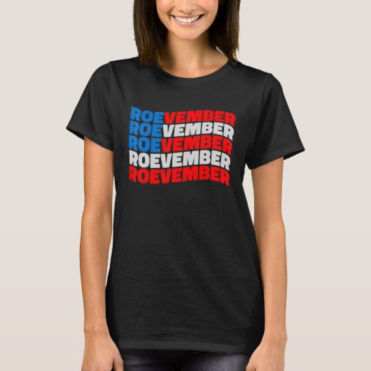 De Amerikaanse vlag van ROEVEMBER herinnert zich 8 T-shirt (Voorkant)