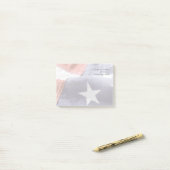 De Amerikaanse vlag vervaagt Post-it® Notes (Op bureau)