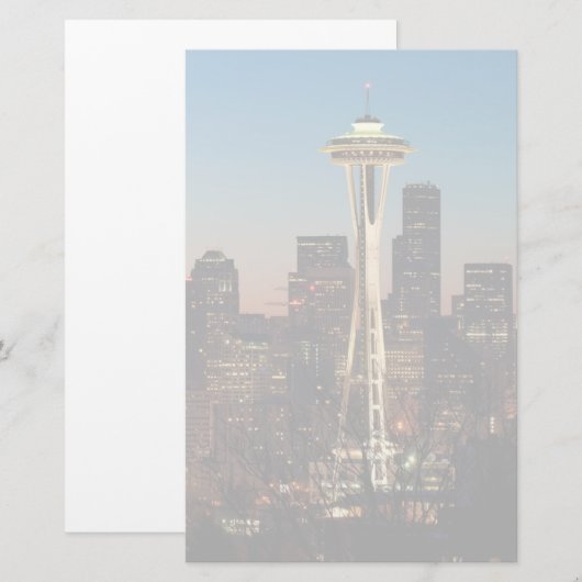 De Amerikaanse vlag vliegt tussen de stijgende maa Briefpapier (Voorkant / Achterkant)