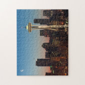 De Amerikaanse vlag vliegt tussen de stijgende maa Legpuzzel (Verticaal)