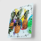 De ananassen van de Tijd van de partij met de Favo Vierkante Klok (Hoek)