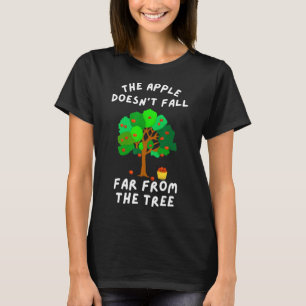 De appel Herfst niet ver van de familie Tree Fun T-shirt