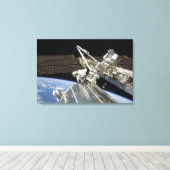 De astronauten voeren een reeks taken uit canvas afdruk (Insitu (Houten vloer))