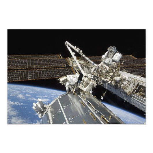 De astronauten voeren een reeks taken uit foto afdruk (Voorkant)