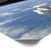 De astronauten voeren een reeks taken uit poster (Hoek)