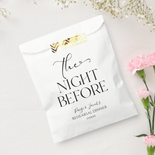 De avond voor minimale bruiloft repetitie diner bedankzakje (Gezegeld)