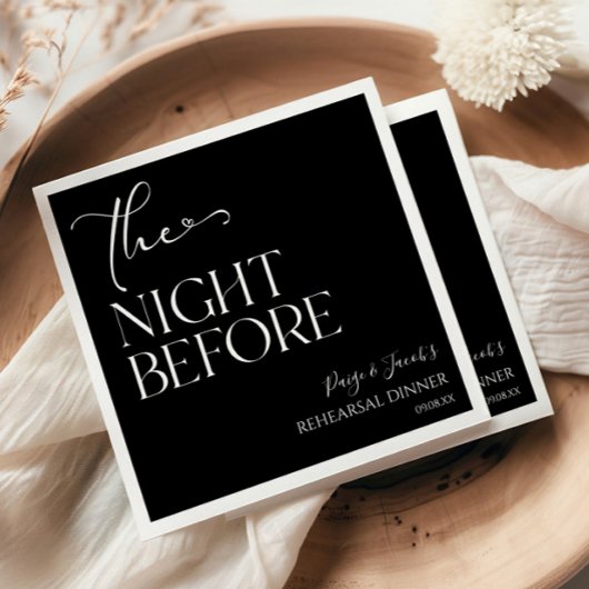 De avond voor minimale bruiloft repetitie diner servet