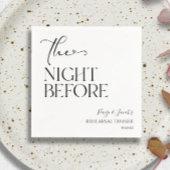 De avond voor minimale bruiloft repetitie diner servet