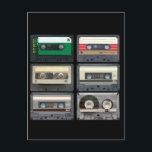 De Banden van de mengeling Briefkaart<br><div class="desc">Banden van de cassette waren een grote stap voorwaarts voor muziekminnaars toen zij in de jaren '70 verschenen. Plotseling kon een muziekventilator hun eigen compliations, partijbanden of mengelingsbanden voor vrienden creëer. Banden van de mengeling werden een kunstvorm in hun eigen recht, en veel werd een onophoudelijke nacht doorgebracht bewerkend de...</div>