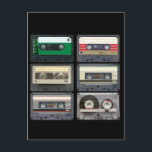 De Banden van de mengeling Briefkaart<br><div class="desc">Banden van de cassette waren een grote stap voorwaarts voor muziekminnaars toen zij in de jaren '70 verschenen. Plotseling kon een muziekventilator hun eigen compliations, partijbanden of mengelingsbanden voor vrienden creëer. Banden van de mengeling werden een kunstvorm in hun eigen recht, en veel werd een onophoudelijke nacht doorgebracht bewerkend de...</div>