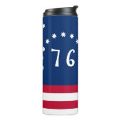 De banier van Bennington: de 76 Amerikaanse gevech Thermosbeker (Gedraaid links)