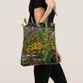 De bank in de tuinen Tent Tote Bag (Dichtbij)