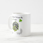 De Banshee volgt mijn familie! Mok van de Ierse fo (Voorkant links)