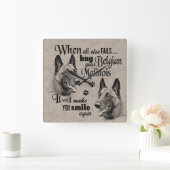 De Belgische Malinois-kunst wanneer alles mislukt, Vierkante Klok (Huis)
