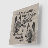 De Belgische Malinois-kunst wanneer alles mislukt, Vierkante Klok (Hoek)