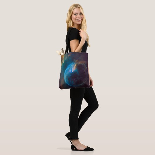 De bellennevel, NGC 7635. Tote Bag (Op model)