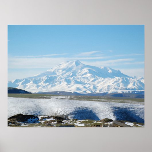 De berg Elbrus (de hoogste berg in Europa) Poster (Voorkant)