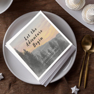 De berg van het bos laat het avontuur Begin Weddin Servet