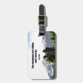 De bergen bellen en ik moet gaan. bagagelabel (Voorkant verticaal)