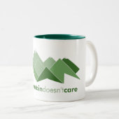 De bergen geven er niets om tweekleurige koffiemok (Voorkant rechts)