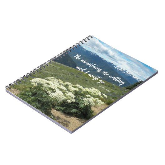 De bergen noemen het Citaat Meadow Wildbloemen Notitieboek (Linkerzijde)