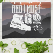 De bergen noemen me een Typografische Kunst Theedoek (Gevouwen)