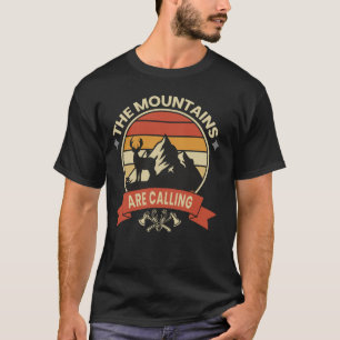 De bergen roepen Vintage hert zonsondergang Retr T-shirt