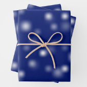 De bescheiden witte afspeelbare willekeurige wegwe inpakpapier vel (In situ)