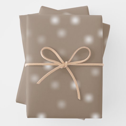 De bescheiden witte afspeelbare willekeurige wegwe inpakpapier vel (In situ)