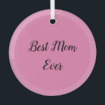 De beste moeder sms-roze glas ornament<br><div class="desc">"Best Mom Ever" elegant belichaamd in een levendig lettertype valt op tegen een zachte roze achtergrond,  en biedt een oprecht eerbetoon aan de meest gekoesterde matriarchen in een ontwerp dat zowel vet als aanhankelijk is.</div>