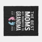 De beste moeders promoveren naar oma EST 2025 Fleece Deken (Voorkant (Horizontaal))