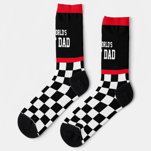 De beste vader van de wereld, gecheckte vlag, rood sokken (Links)