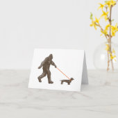 De Beste Vriend van Sasquatch Kaart (Gele Bloem)