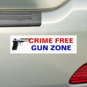 De bestuurder draagt bumpersticker (Op auto)