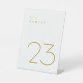De bewaarder 23 Gold en White Table Number Reclamebord Met Voetstuk (Voorkant)