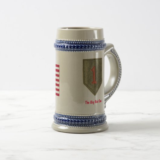 De Big Red One American Stein Bierpul (Voorkant rechts)