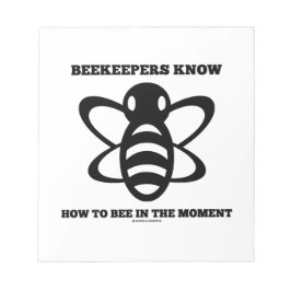 De bijenhouders weten hoe ze in het huidige stadiu notitieblok