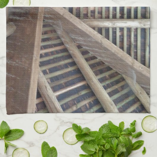 De binnenkant van een houten dak theedoek (Gevouwen)