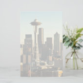 De binnenstad van Seattle skyline en Space Needle Briefpapier (Staand voorkant)