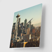 De binnenstad van Seattle skyline en Space Needle Vierkante Klok (Hoek)