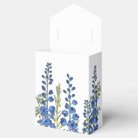 De blauwe bloemen van Delphinium Bedankdoosjes (Geopend)