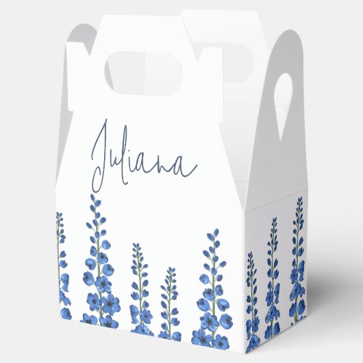 De blauwe bloemen van Delphinium Bedankdoosjes (Geopend)