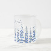 De blauwe bloemen van Delphinium Matglas Koffiemok (Voorkant rechts)