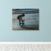 De blauwe emmer Silhoutte Beach Kinderen Canvas Afdruk (Insitu (Houten vloer))