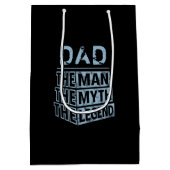 De blauwe gepersonaliseerde naam het Man de mythe  Medium Cadeauzakje (Achterkant)