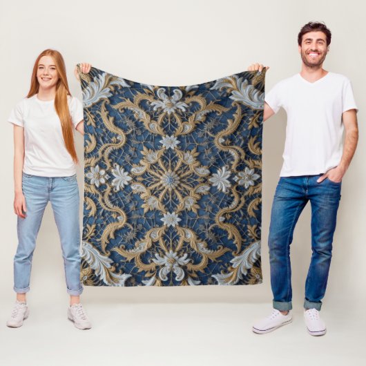 De blauwe omhelzing van de koningin fleece deken (In situ)