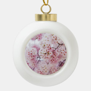 De Bloesems van de kers Keramische Bal Ornament