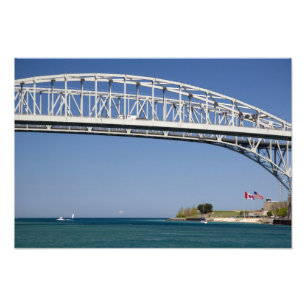 De Blue Water Bridge is een brug met twee overspan Foto Afdruk