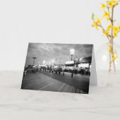 'De Boardwalk bij Nacht' Blank Wenskaart Kaart (Gele Bloem)